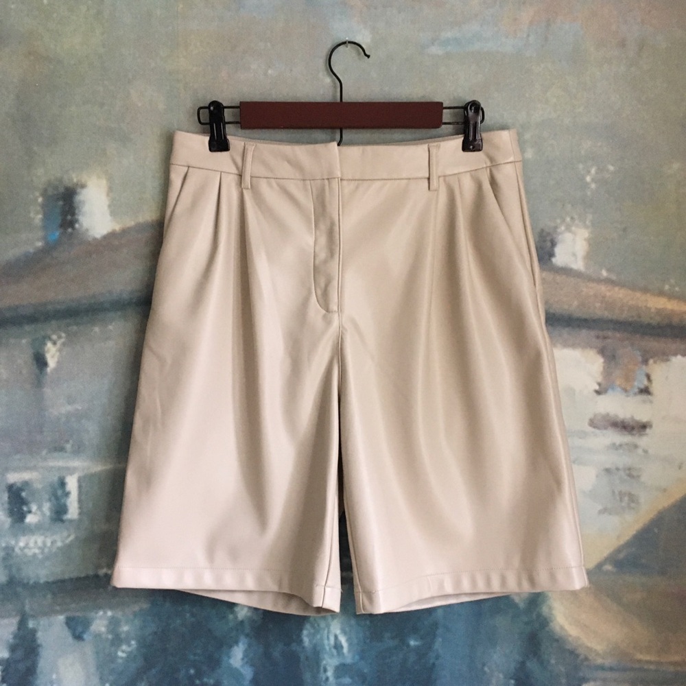 House of Harlow 1960 Cream Women's Shorts